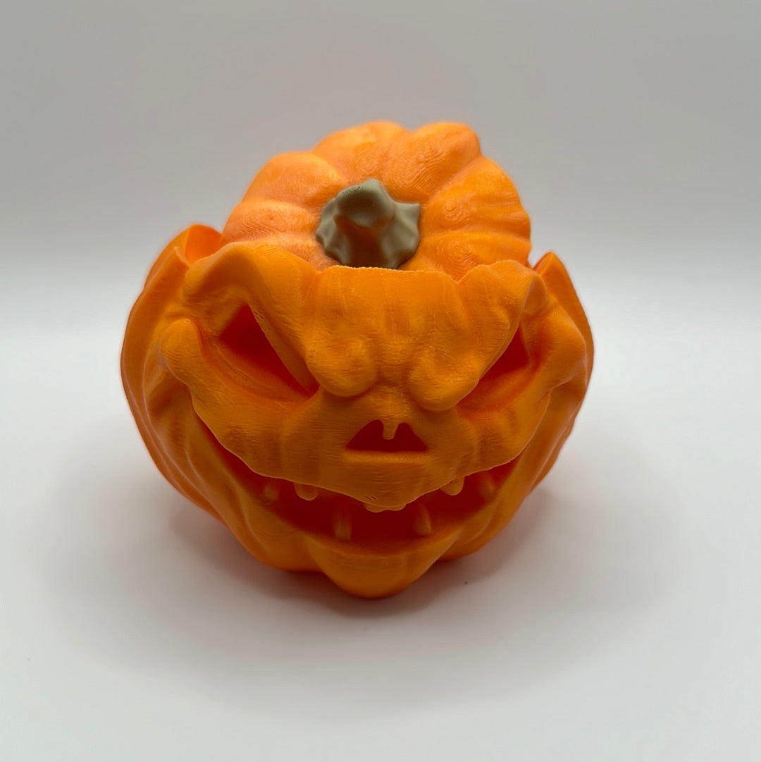 Jack o lantern with lid