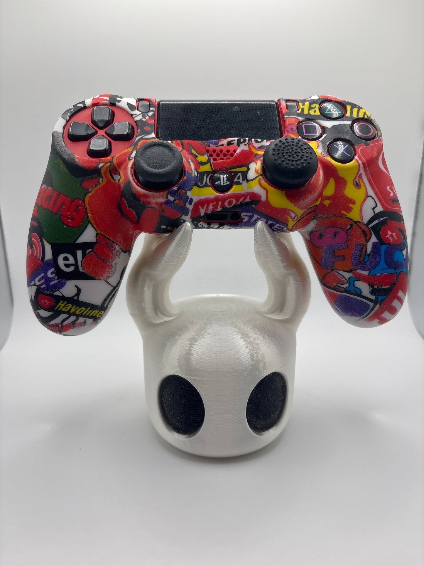 Hollow Knight Controller Stand